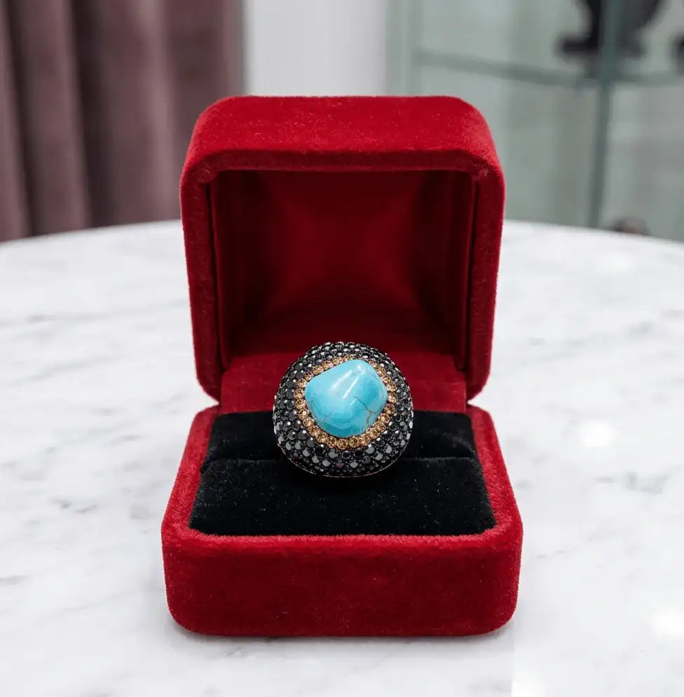 💙 TURQUOISE CRYSTAL DOME STATEMENT RING – Bold Beauty with Timeless Elegance