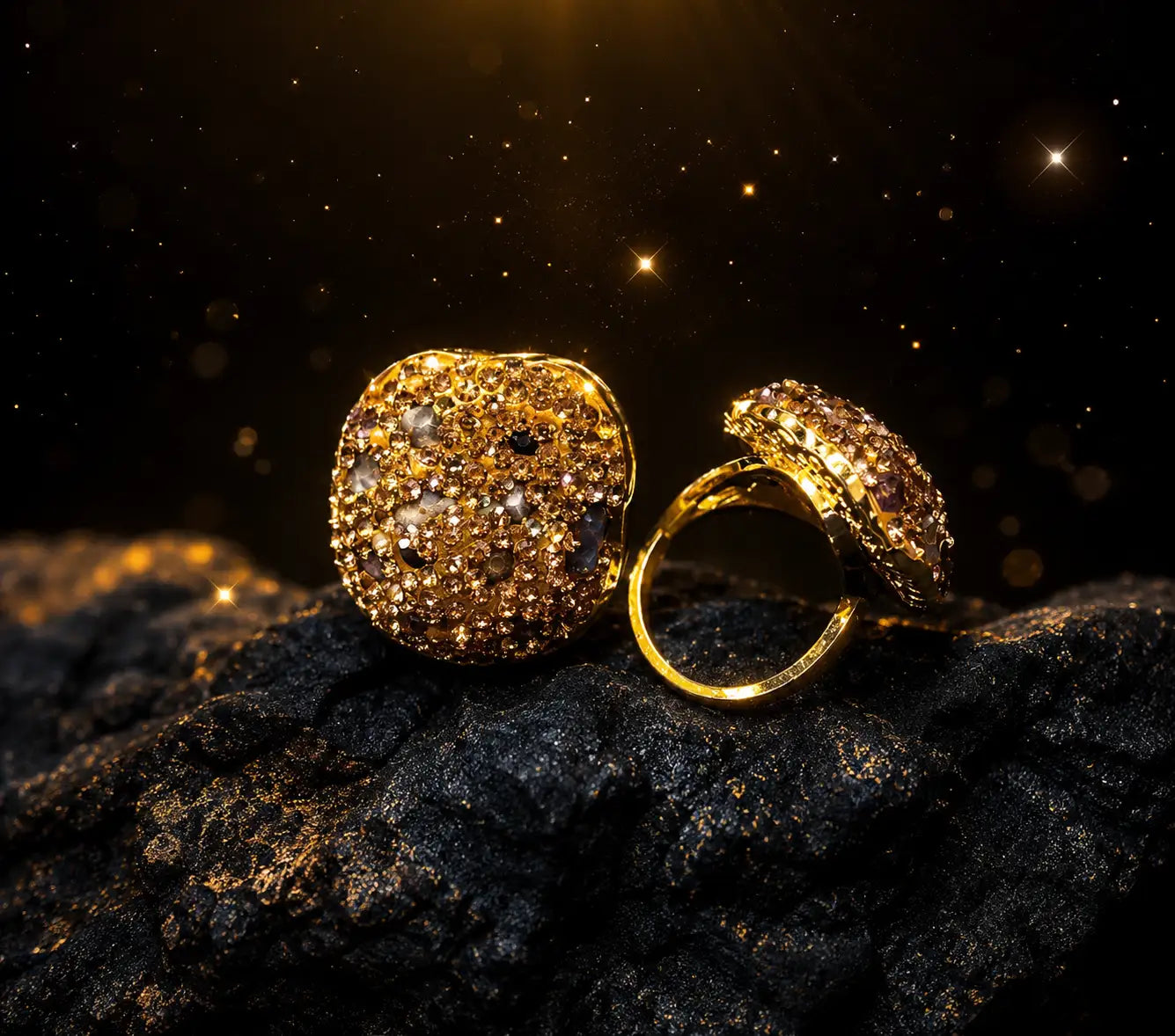 💎 CRYSTAL DOME STATEMENT RING – Bold Glamour with Dazzling Brilliance