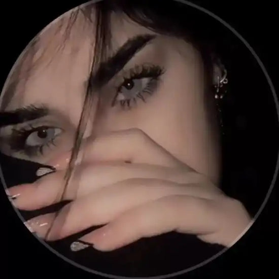 Girl with green eyes