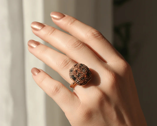 💎 CRYSTAL DOME STATEMENT RING – Bold Glamour with Dazzling Brilliance