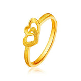 💖 Golden Heart Connection Ring – A Symbol of Love & Elegance